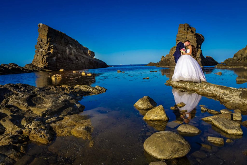 tel.: +359888519167; www.fototo.be; www.facebook.com/IvanBanchevPhotography Сватбена фотография от добър сватбен фотограф Иван Банчев