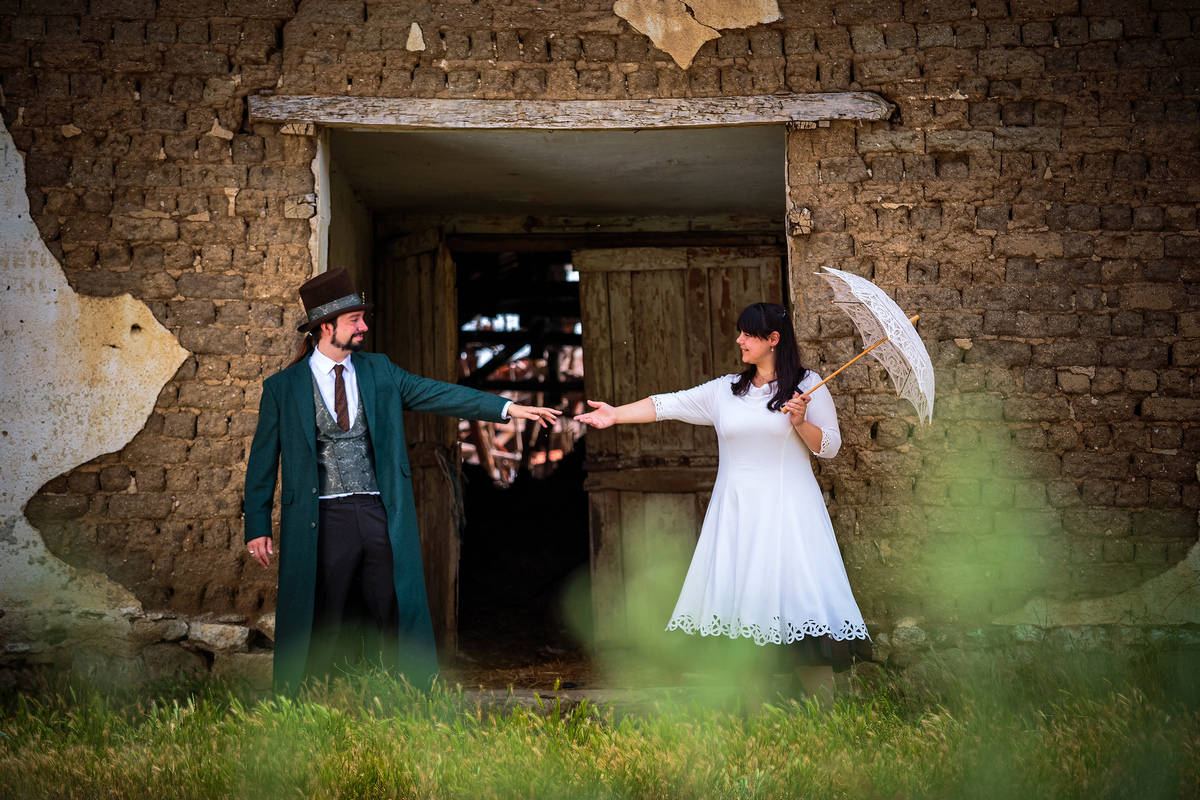 tel.: +359888519167; www.fototo.be; www.facebook.com/IvanBanchevPhotography Сватбена фотография от добър сватбен фотограф Иван Банчев