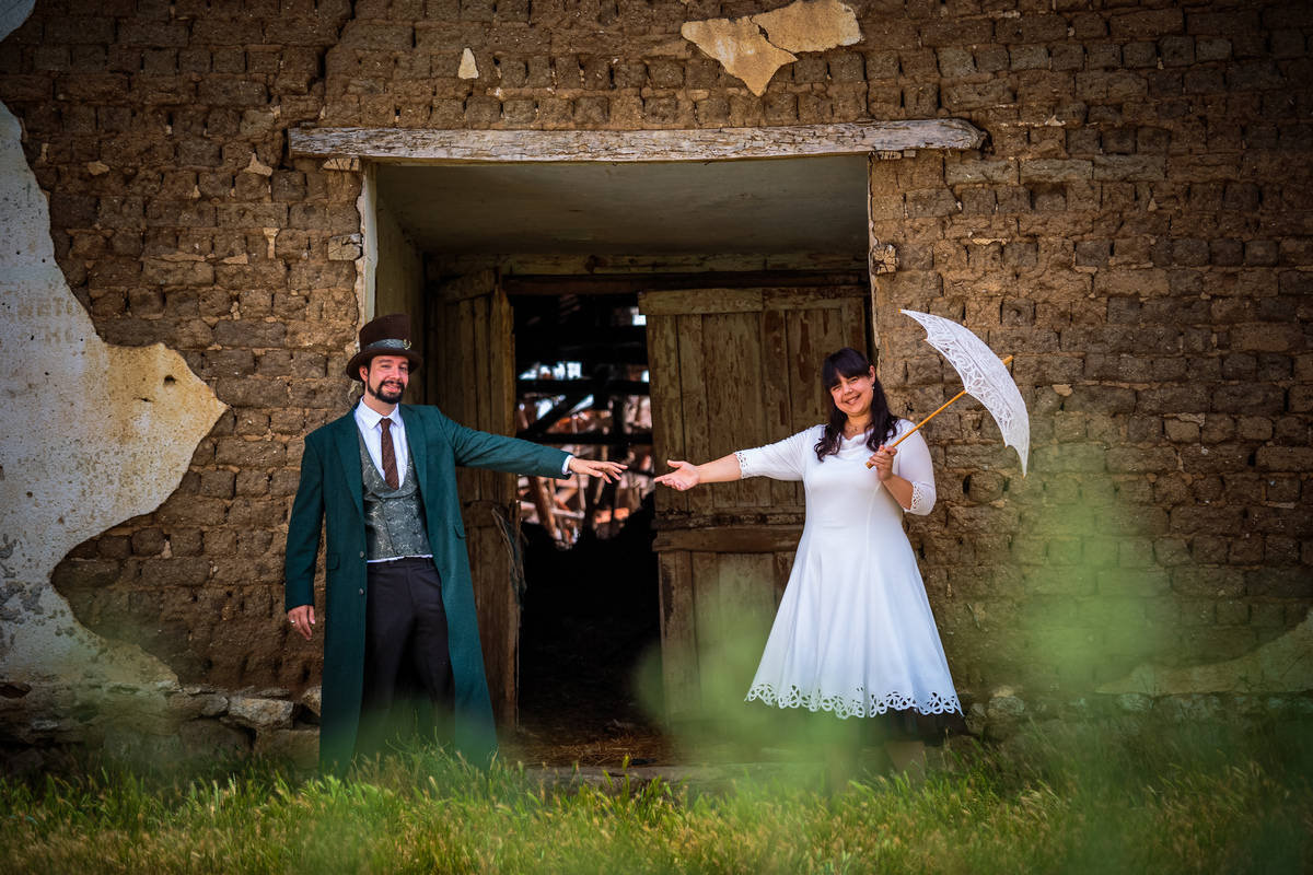 tel.: +359888519167; www.fototo.be; www.facebook.com/IvanBanchevPhotography Сватбена фотография от добър сватбен фотограф Иван Банчев