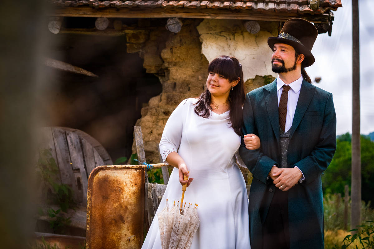 tel.: +359888519167; www.fototo.be; www.facebook.com/IvanBanchevPhotography Сватбена фотография от добър сватбен фотограф Иван Банчев