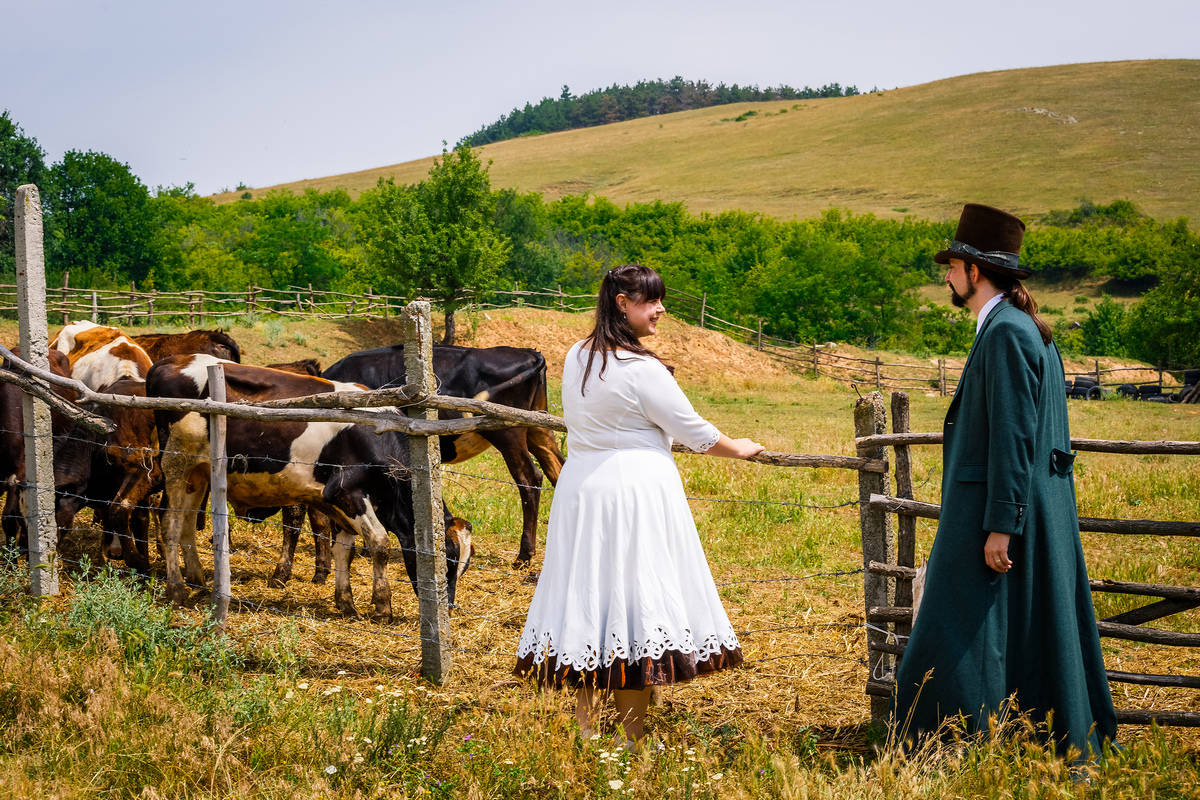 tel.: +359888519167; www.fototo.be; www.facebook.com/IvanBanchevPhotography Сватбена фотография от добър сватбен фотограф Иван Банчев