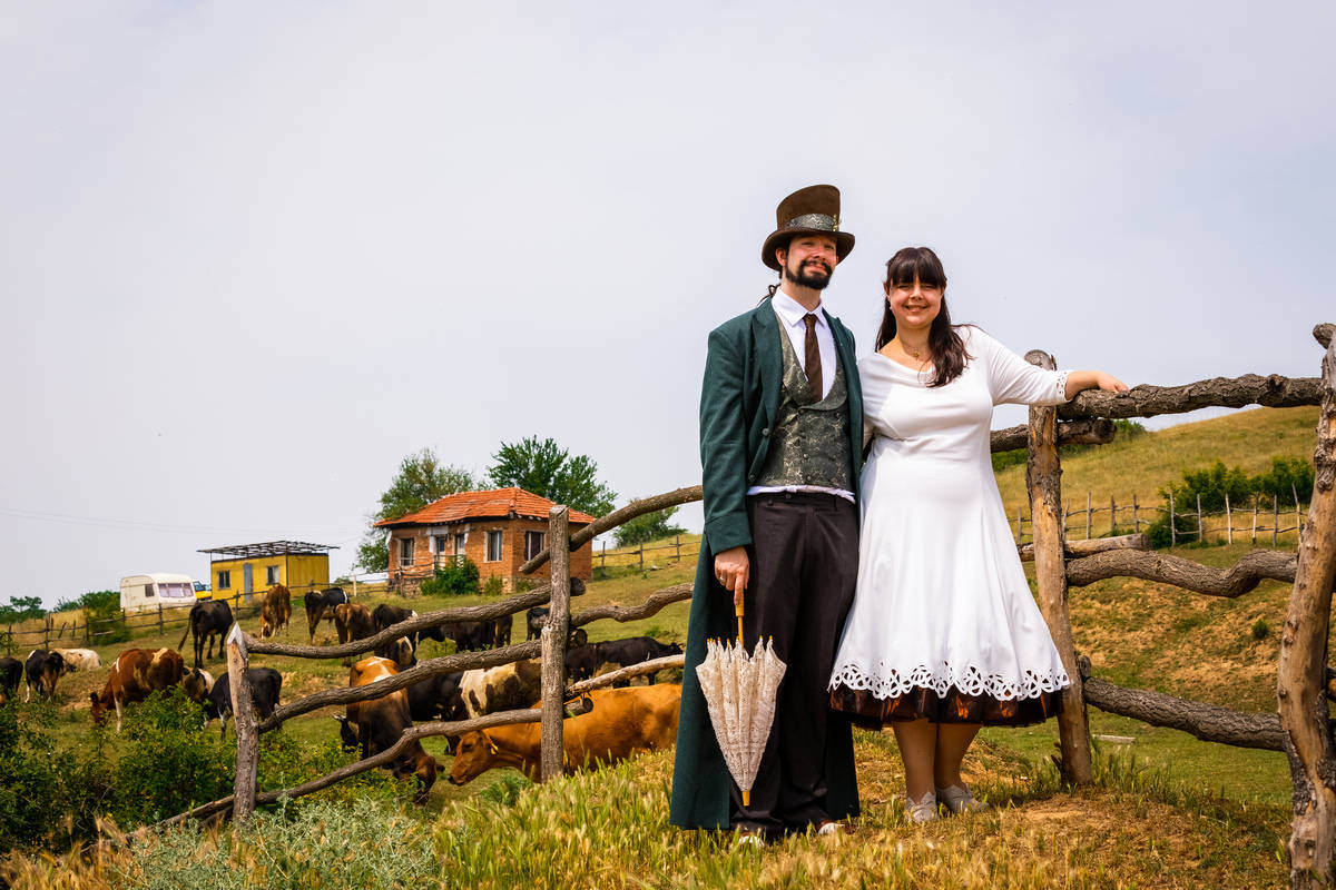 tel.: +359888519167; www.fototo.be; www.facebook.com/IvanBanchevPhotography Сватбена фотография от добър сватбен фотограф Иван Банчев
