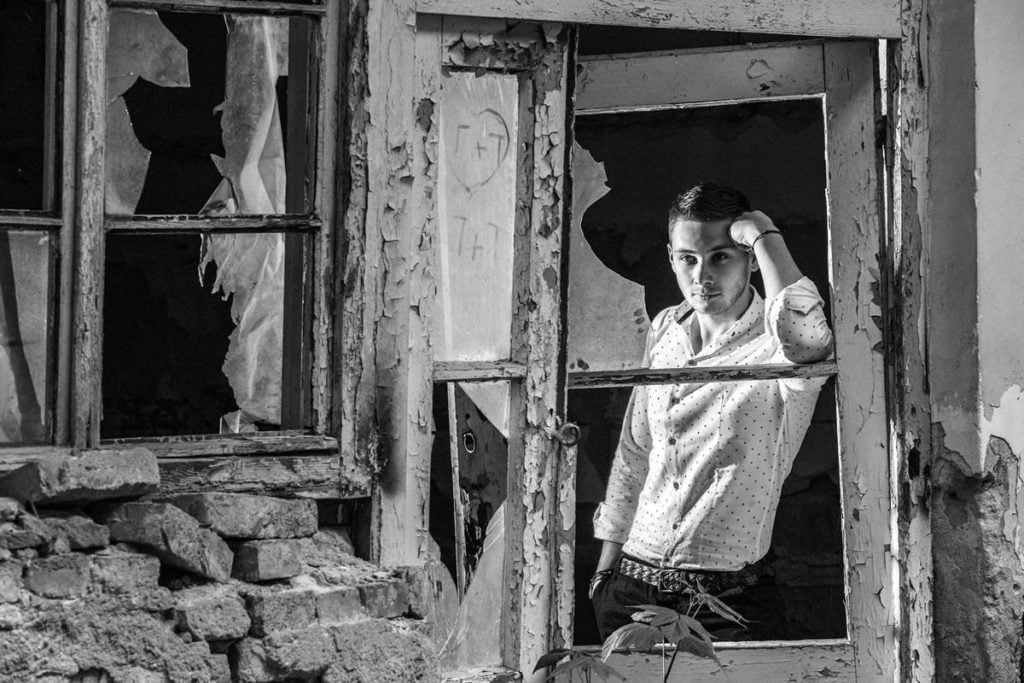 tel.: 0888519167; www.fototo.be; www.facebook.com/IvanBanchevPhotography Професионална лична фото сесия, индивидуална фото сесия, лична фото сесия, личен фотограф, Фото сесия подарък за приятел. фото сесия, Професионален фотограф, Професионална фото сесия, Професионално фото заснемане, добър фотограф, Иван Банчев фотография